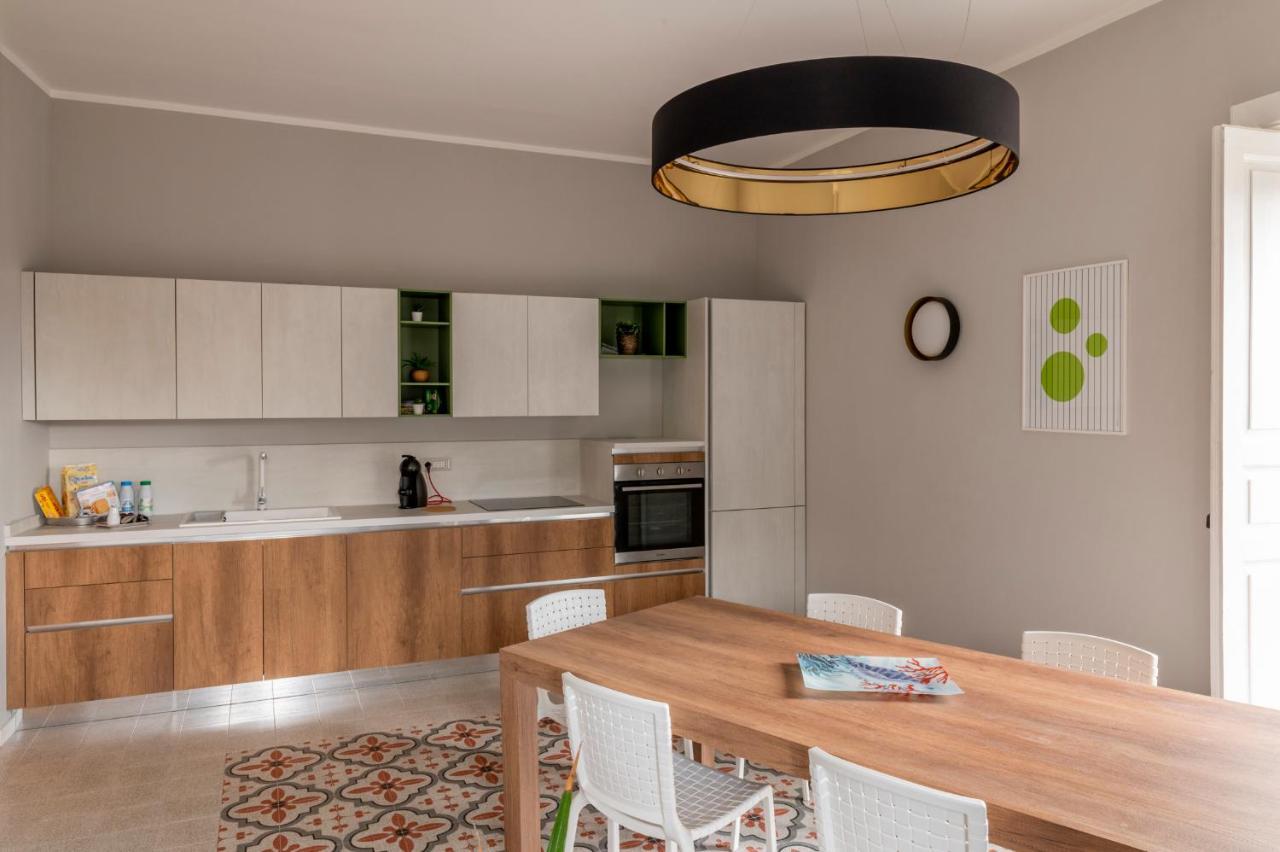 Mastu Gilardo Apartment San Pietro al Tanagro Bagian luar foto